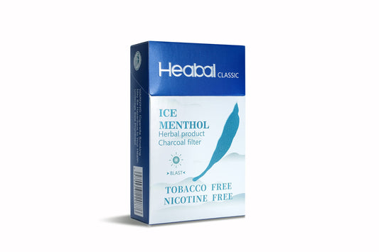 Heabal detalle de la mezcla herbal y hoja de té resaltando pureza natural