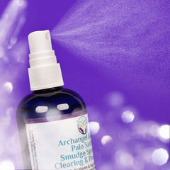 Heal The Masses ingredientes crudos muestra palo santo y hamamelis naturales