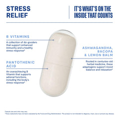 Cápsula Health By Habit en mano para ilustrar la dosificación y conveniencia