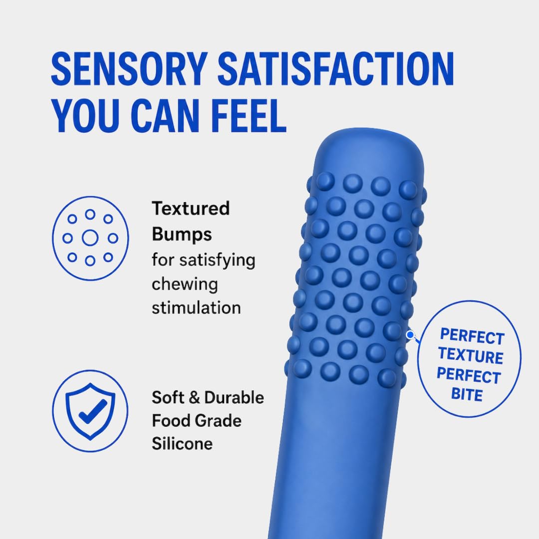 Health Chews comparación de tamaño del fidget stick en la mano para escala práctica
