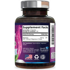 Health Nutrition Naturals frasco en mesa de cocina para contexto de vida saludable