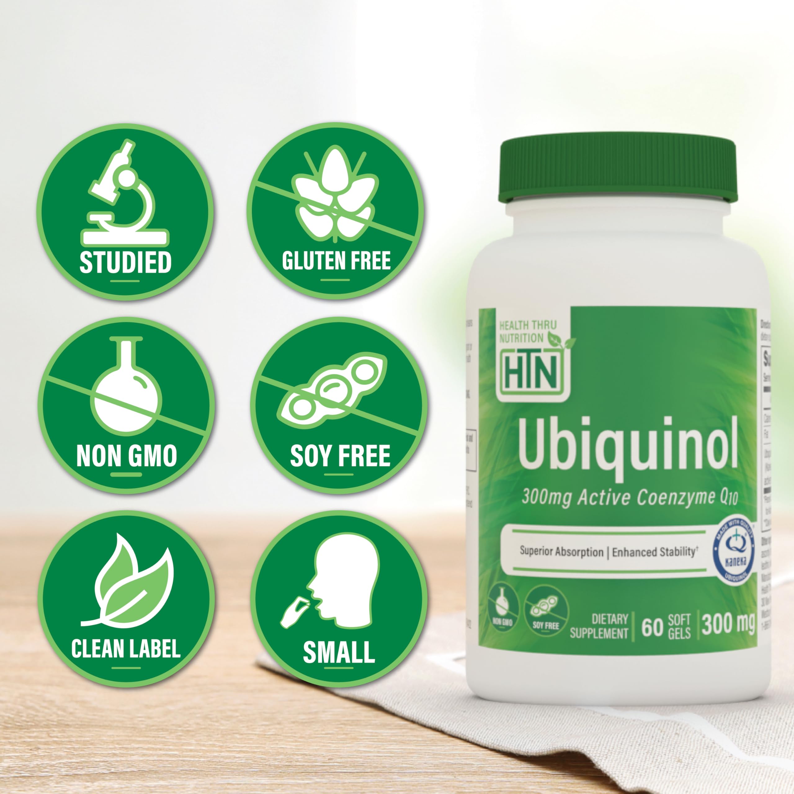 Health Thru Nutrition cápsula en mano para comparar tamaño y ayuda en dosificación