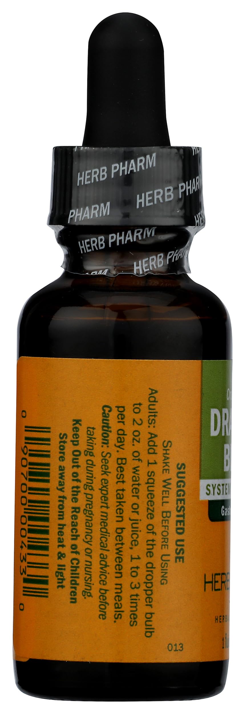 Herb Pharm frasco en mano para comparar tamaño y portabilidad práctica