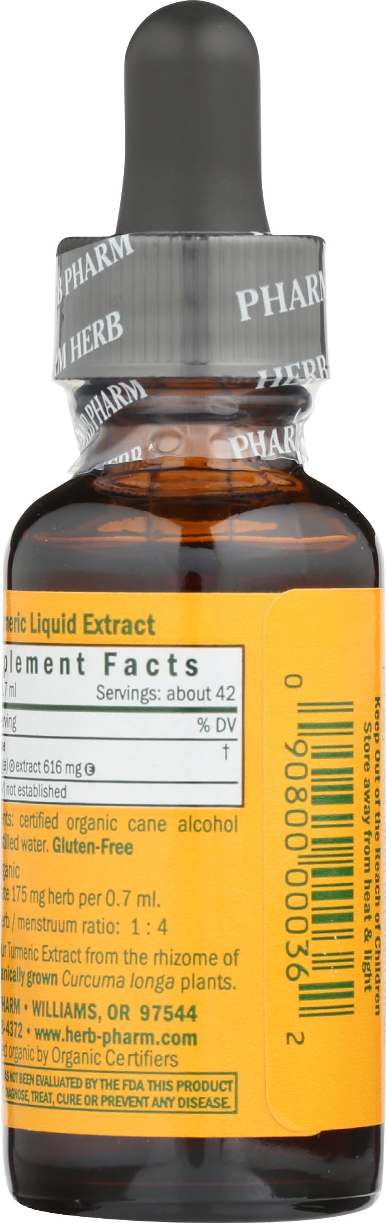 Herb Pharm persona tomando gotas sublinguales para absorción rápida
