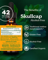 Primer plano de la etiqueta Herb Pharm Skullcap indicando orgánico y sin alcohol
