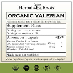 Herbal Roots cápsulas veganas en primer plano, fácil de tragar
