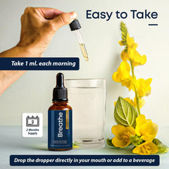 Herbal Tea Therapy envase sostenido en mano demostrando tamaño y suministro
