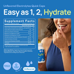 Hi-Lyte cápsula tomando con agua para hidratación inmediata