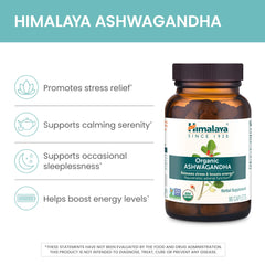 Himalaya cápsulas en mano demostrando tamaño y facilidad de ingestión