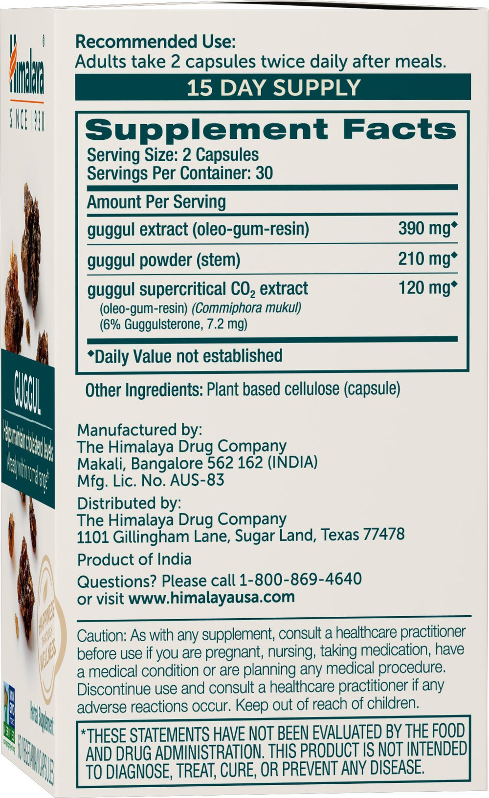 Himalaya Guggul cápsula en primer plano mostrando textura y concentración, fácil de tragar