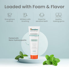 Himalaya ingredientes botánicos papaya y piña que ayudan a limpiar