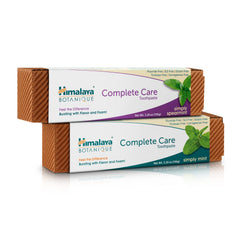 Himalaya front del tubo de pasta dental menta con diseño claro y natural