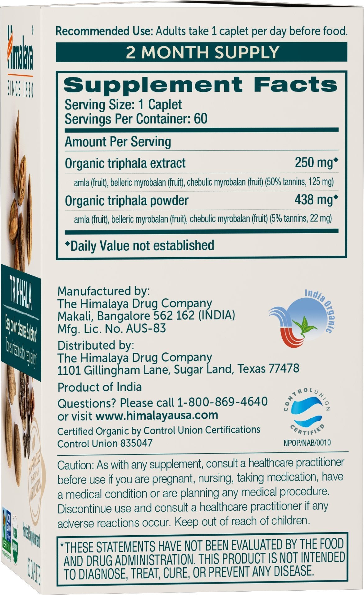 Himalaya cápsula Triphala primer plano mostrando textura y dosificación clara