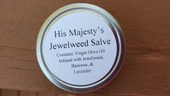 Textura cremosa de His Majesty's Jewelweed Salve mostrando fácil extensión