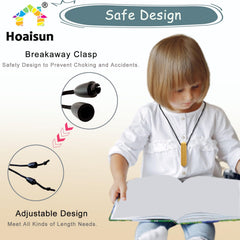Hoaisun niño usando collar para autorregulación y concentración