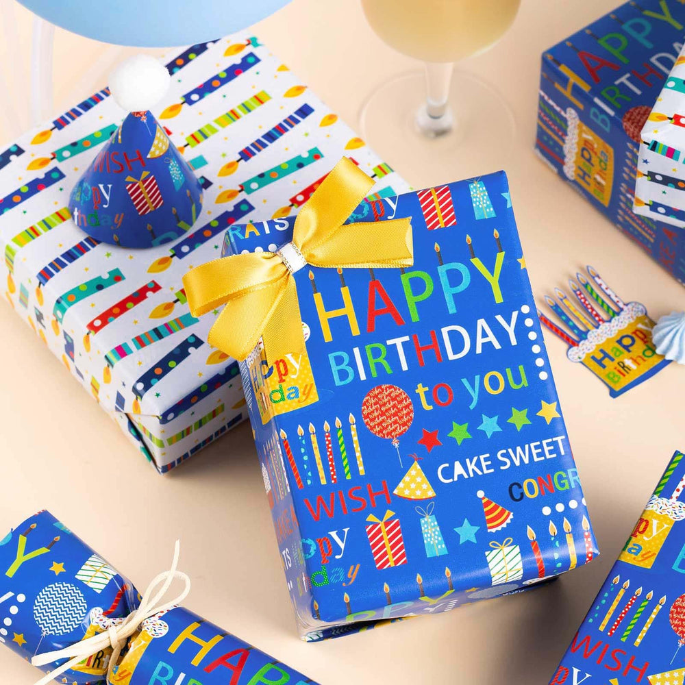 Homeral uso en manos envolviendo regalo pequeño con acabado limpio