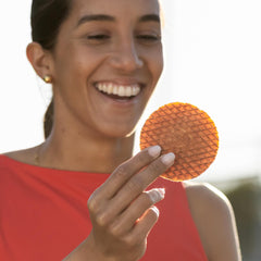 Honey Stinger etiqueta con ingredientes orgánicos y beneficios claros para deportistas