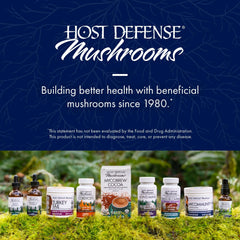 Host Defense frasco en mesa de cocina como suplemento diario accesible