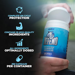 Huge Supplements defiend paquete junto a equipo de entrenamiento estilo de vida sano