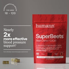 Frasco abierto de HumanN SuperBeets con 120 masticables visibles