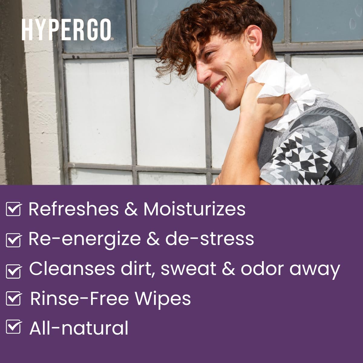 HyperGo primer plano de la toallita impregnada mostrando fórmula hidratante