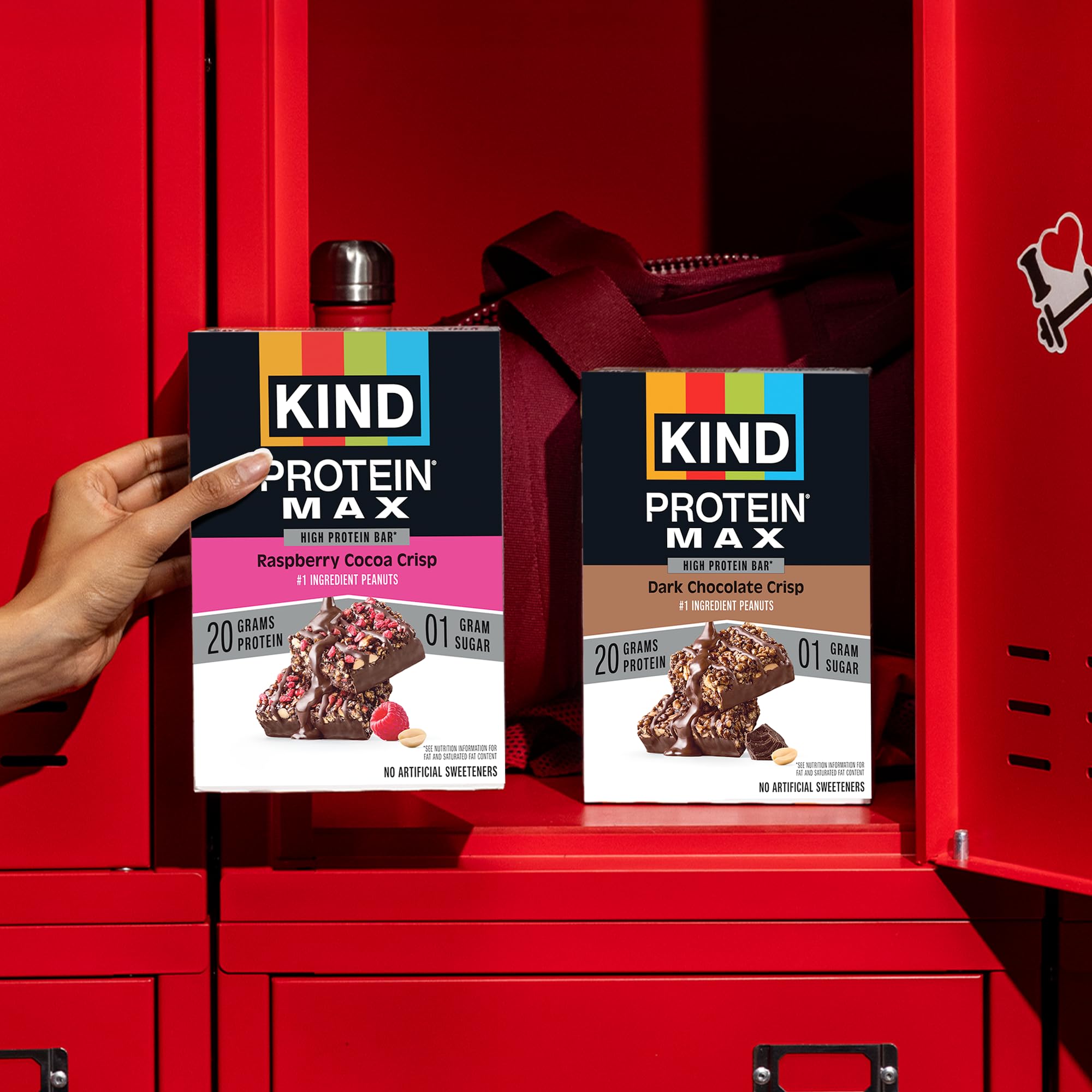Fotografía de cajas KIND Protein MAX Dark Chocolate Crisp.