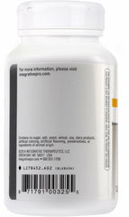 Integrative Therapeutics cápsulas en mano para mostrar escala y porción conveniente