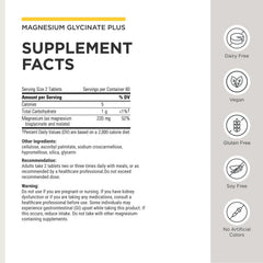 Integrative Therapeutics tabletas en mano para comparar tamaño y servir como referencia