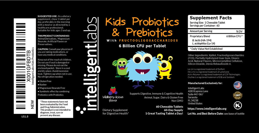 Intelligent Labs madre dando tableta masticable al niño, administración sencilla