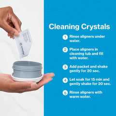 INVISALIGN cristales disolviéndose en agua demostrando acción efervescente