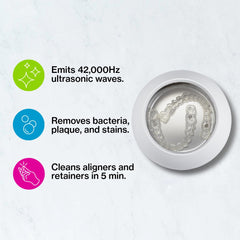 INVISALIGN detalle del tanque con agua listo para limpiar alineadores