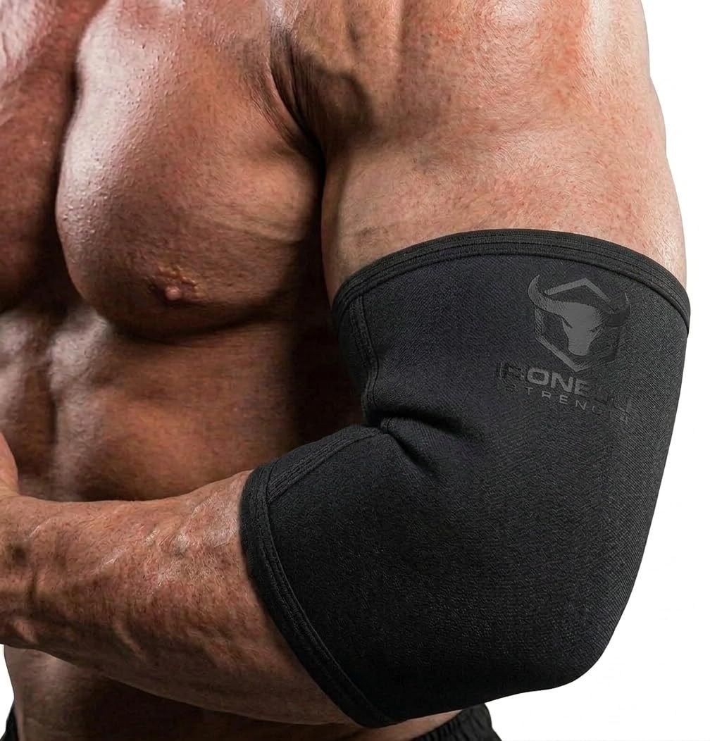 Iron Bull Strength vista frontal de la manga de codo con ajuste firme y soporte