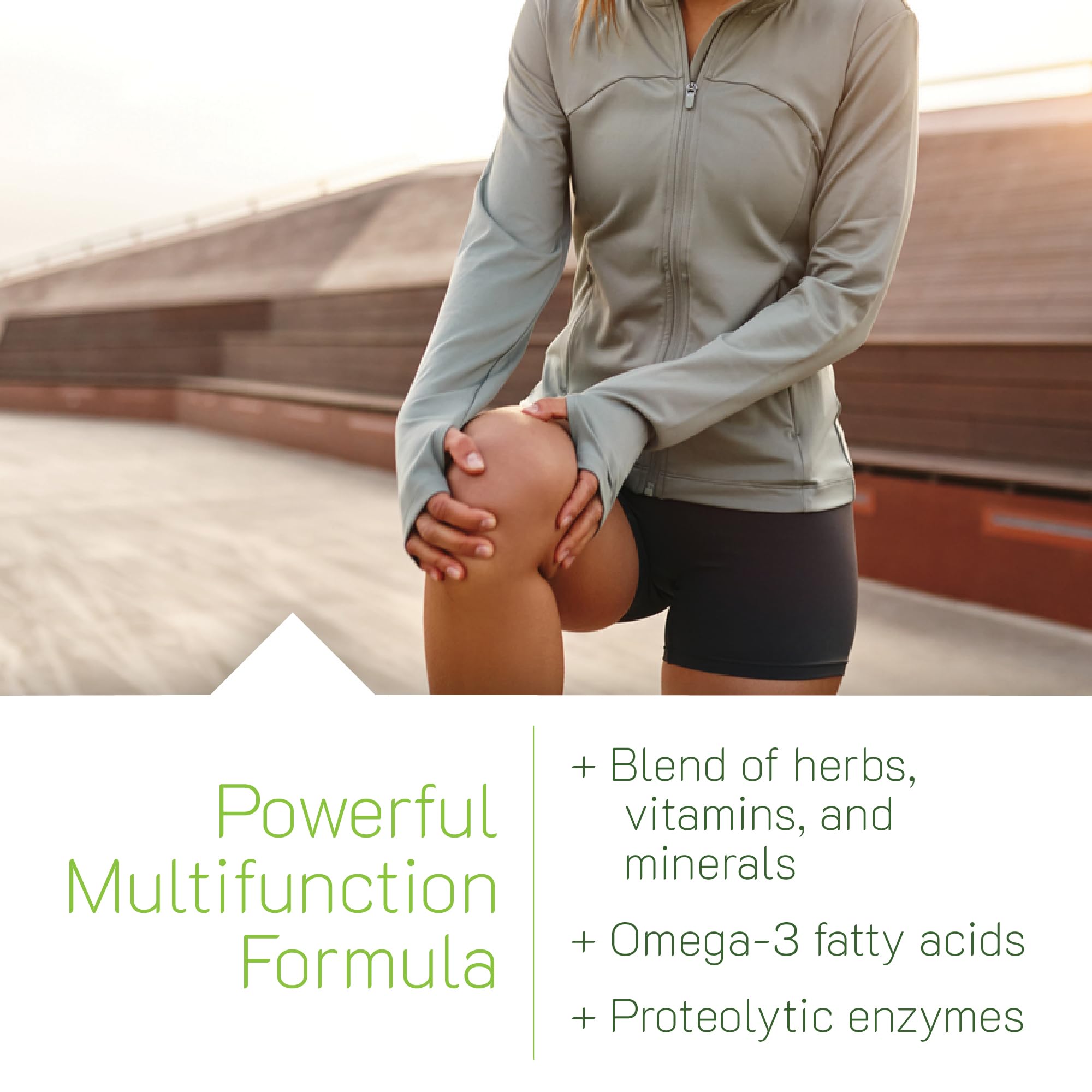 Irwin Naturals Inflamma-Less persona tomando suplemento tras entrenamiento para recuperación