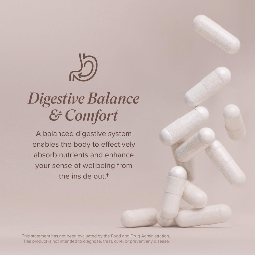 Isagenix IsaFlush envase en mano para mostrar portabilidad y conveniencia
