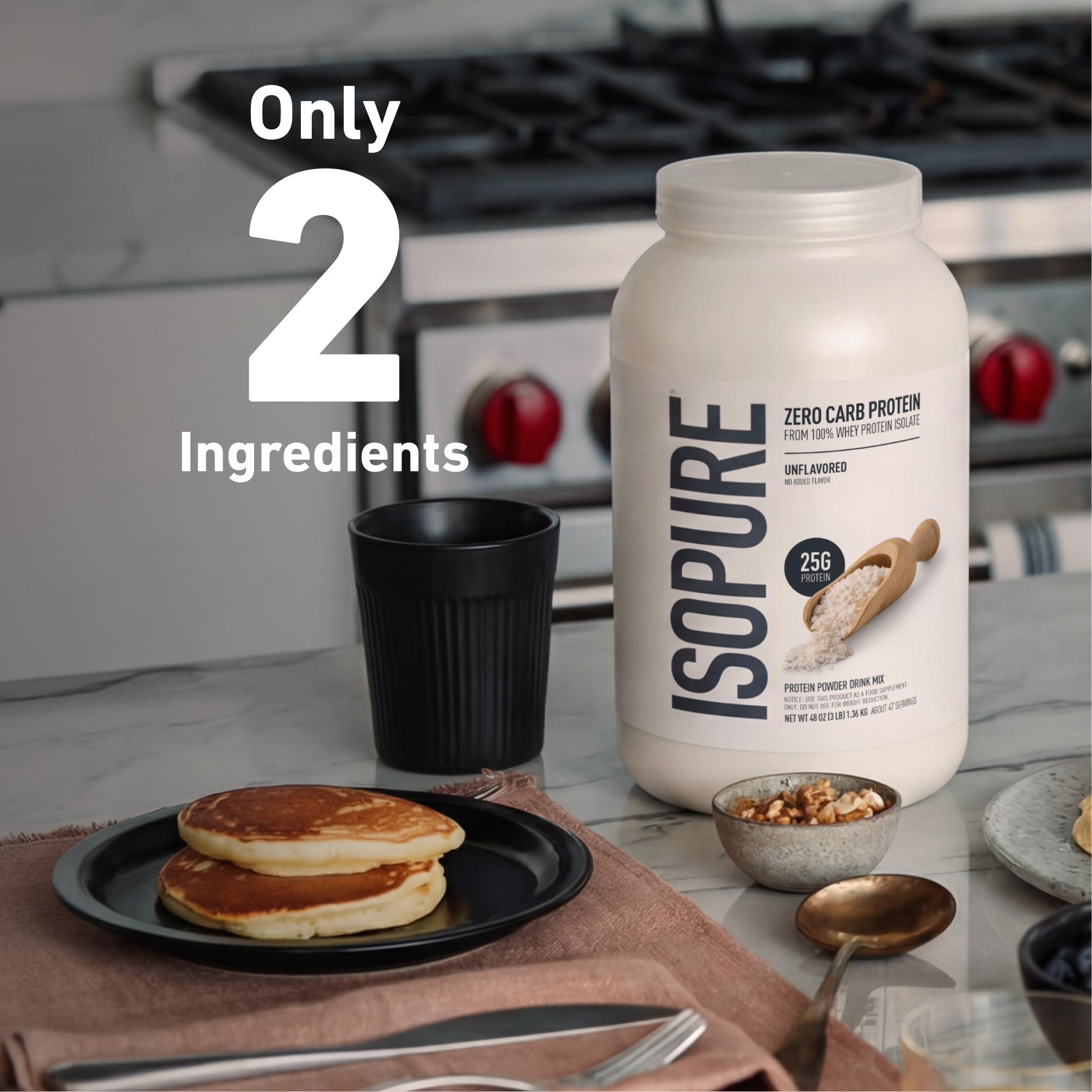Isopure junto a mancuerna indica tamaño del envase y ventaja de rendimiento