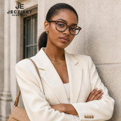 Jectieey gafas en uso frente a ordenador para mayor comodidad visual