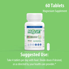 Jigsaw Health tableta junto a un vaso de agua ilustrando su toma diaria