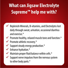 Jigsaw Health persona deportista bebiendo demostrando hidratación y recuperación práctica