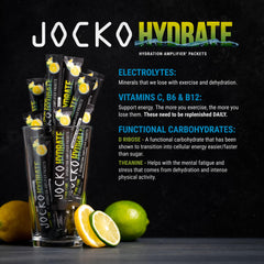 Vaso con Jocko Fuel Hydrate mezclado, bebida clara para reponer electrolitos