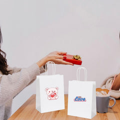 Joybe ambiente de fiesta con bolsas, solución práctica para regalos