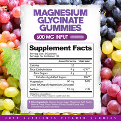 Just Nutrients persona masticando gomita destacando practicidad diaria