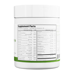 Kaged multivitamin junto a frutas y verduras orgánicas enfatizando origen