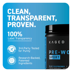 Kaged deportista levantando pesas tras tomar Pre‑Kaged Sport