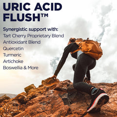 Frasco KAL Uric Acid Flush sostenido en mano para mostrar escala práctica