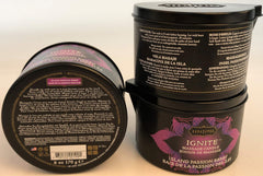 KAMA SUTRA masaje en pareja vertiendo aceite tibio para confort