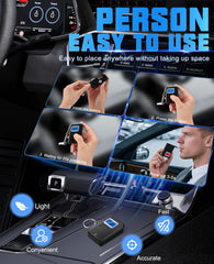 Keychain Breathalyzer en uso en fiesta, ayuda a decisiones responsables