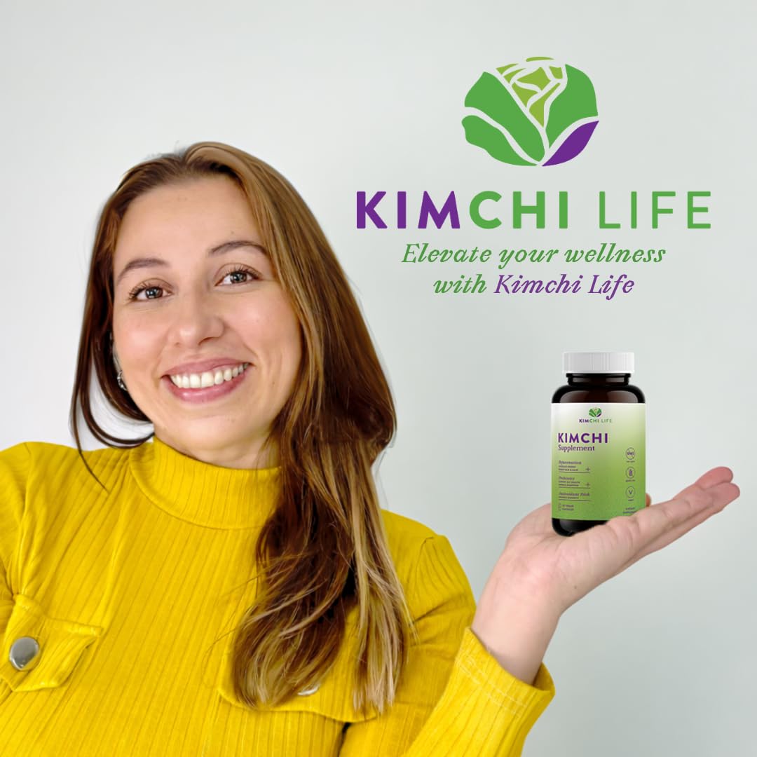 Kimchi Life en rutina diaria junto a vaso de agua para integración fácil
