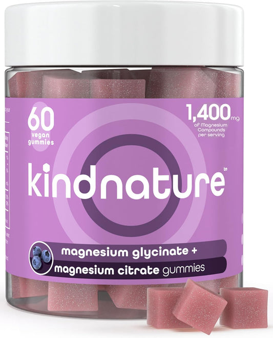 KINDNATURE magnesio glicinato y citrato gomitas, frasco visible para la rutina nocturna.