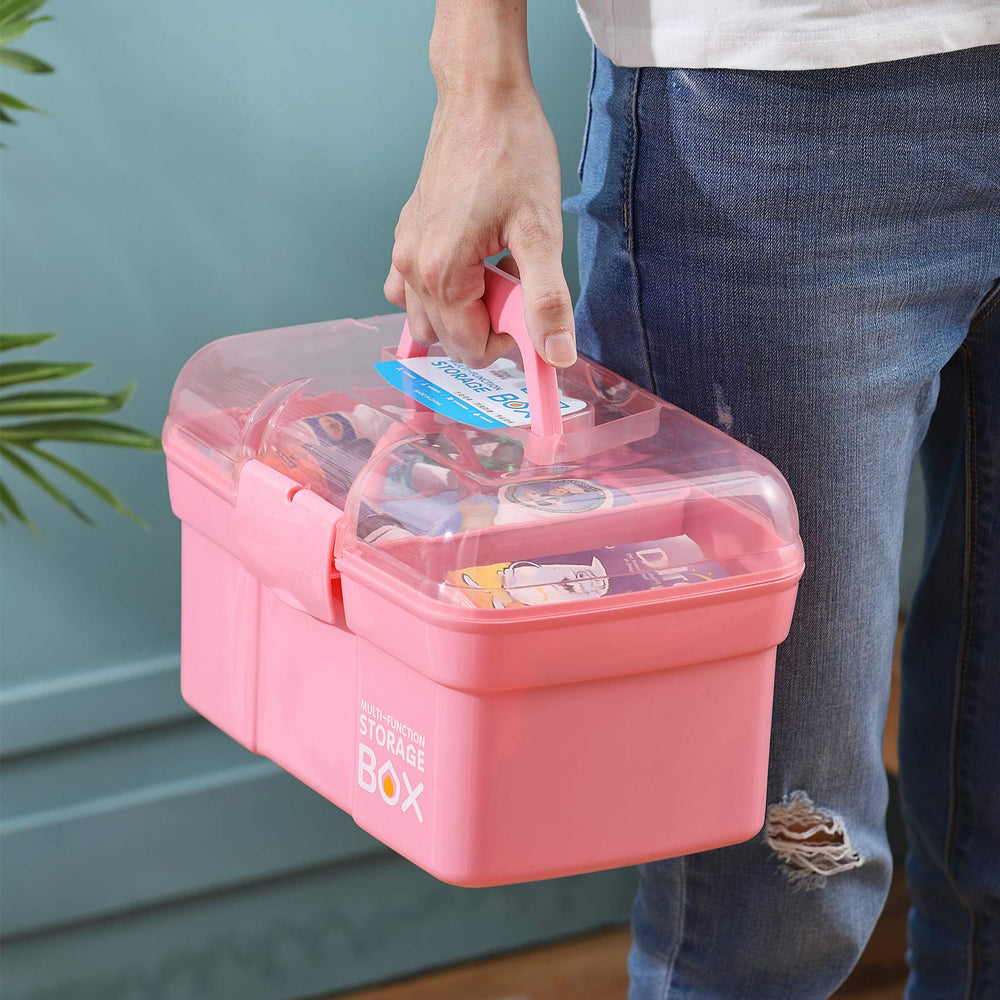 Kinsorcai caja en taller creativa mantiene materiales accesibles