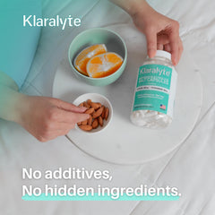 Klaralyte bote abierto con cápsulas mostrando cantidad y almacenamiento práctico